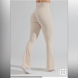 Buffbunny Foxy Flare Stardust